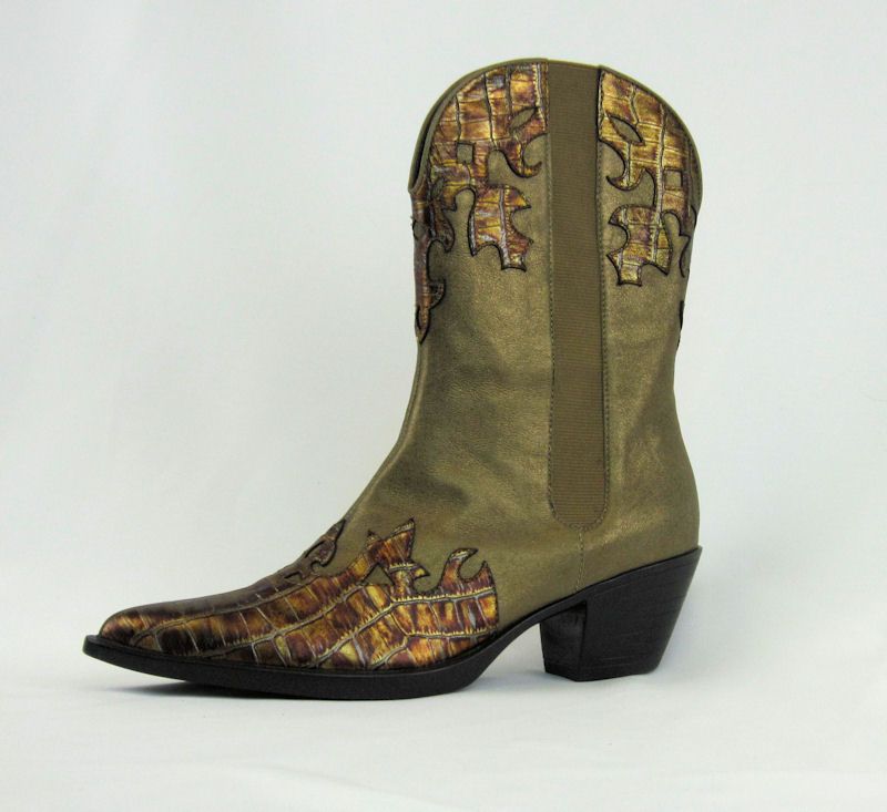 NEW $210 VANELI 960 877 BOOTS 9M [136]  