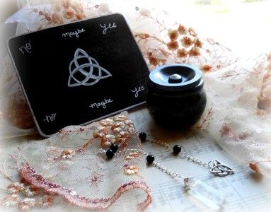 Triquetra Goddess Pendulum Gift set,wiccan divination,witchcraft,wicca 