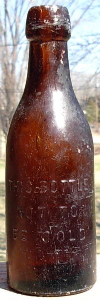 ASHLAND BOTTLING WORKS WI AMBER BLOB TOP BEER BOTTLE  