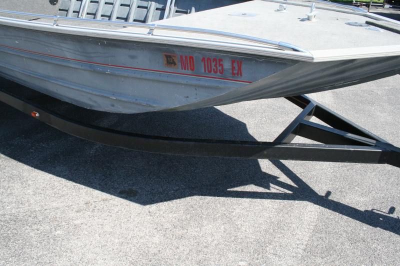 1998 Landau WeldTek 2069MV 20 Wide Jon River Fishing Aluminum Boat 