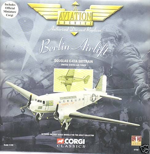 CORGI BERLIN AIRLIFT DOUGLAS C 47A SKYTRAIN U.S. AIR FO  