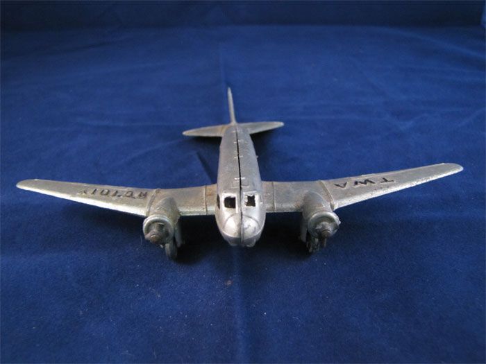 Vintage Tootsietoy #717 TWA DC 2 1937 Silver Toy Plane  