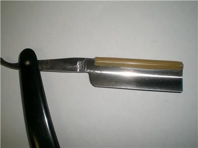 VINTAGE WADE AND BUTCHER SHEFFIELD STRAIGHT RAZOR  