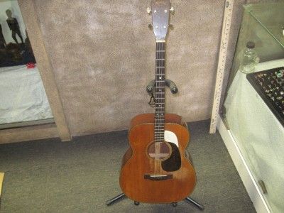 MARTIN TENOR GUITAR 1960S  