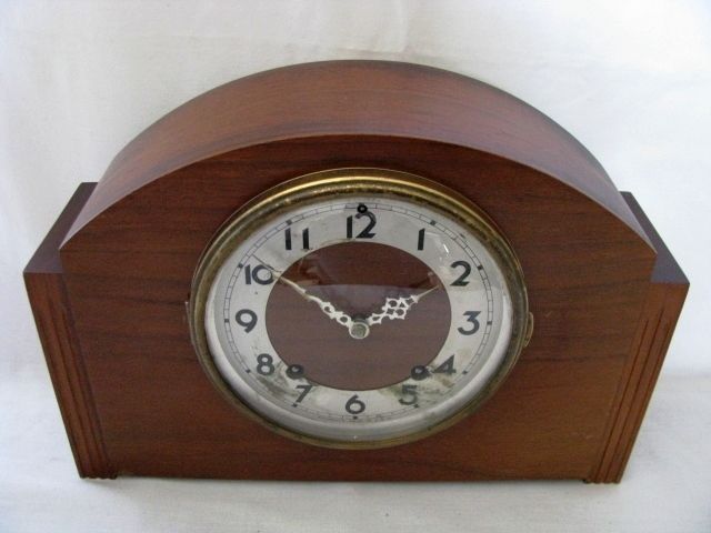 ANTIQUE PLYMOUTH ROUND ARCHED TOP MANTLE SHELF CLOCK  