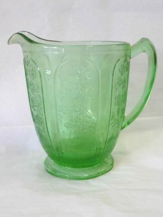 JEANETTE GREEN CHERRY BLOSSOM DEPRESSION GLASS WATER PITCHER  