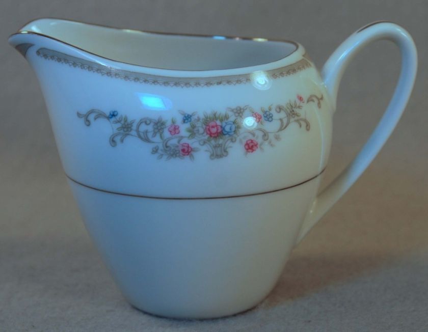 VINTAGE CRESTWOOD FINE CHINA ROSE BRIAR CREAMER PITCHER  