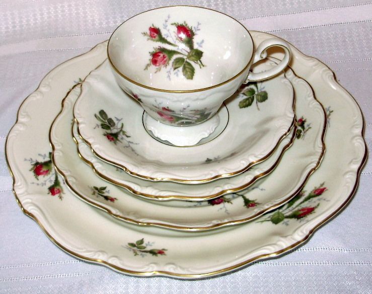 Rosenthal Moss Rose Pompadour 5 pc place setting Mint   