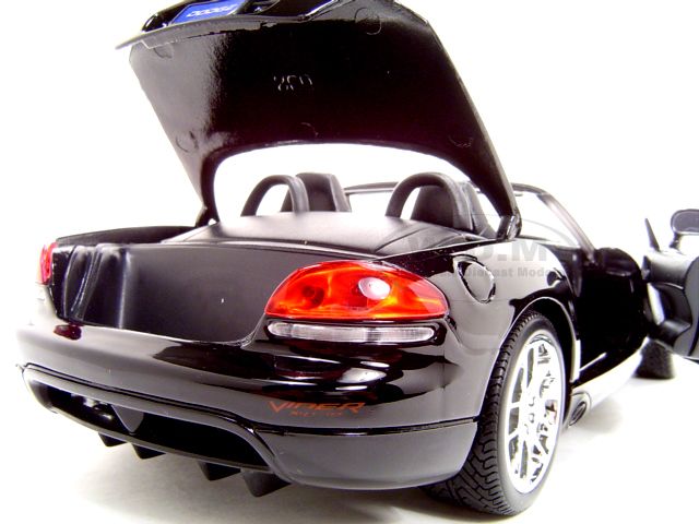 2003 DODGE VIPER SRT 10 BLACK 118 DIECAST MODEL CAR  