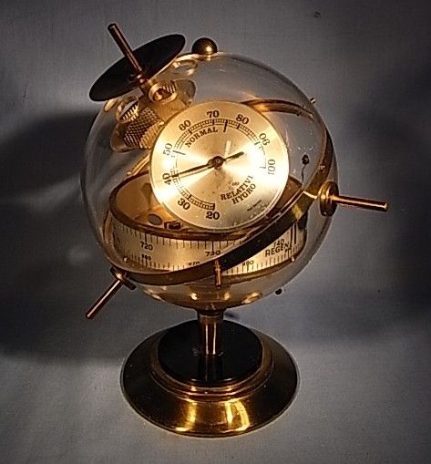 RUJJ2 * BEAUTIFUL SPUTNIK WEATHER STATION VINTAGE GERMAN 1960 s 