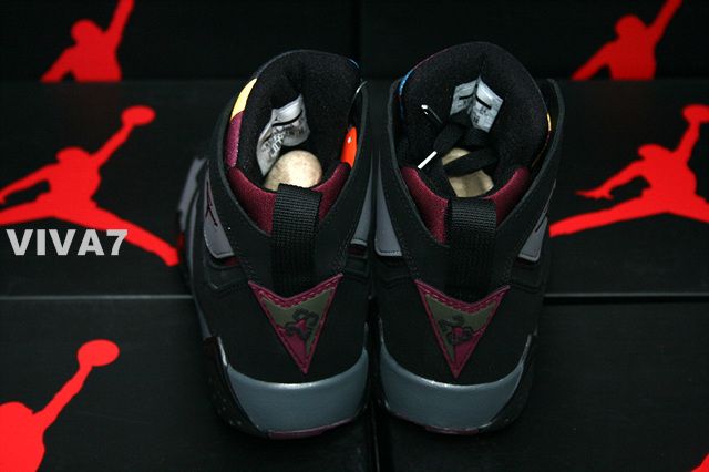 NIKE AIR JORDAN 7 RETRO GS 304774 004 BLACK/LT GRAPHITE/BORDEAUX SZ 4Y 