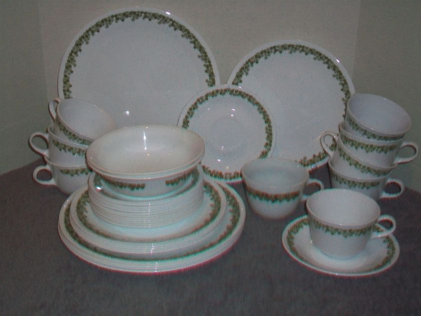 Vtg.Corelle Livingware**Green Daisy**Dinnerware Mixed Lot~37pcs 