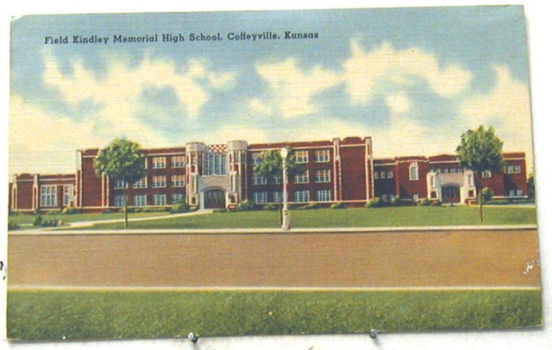 G2185 COFFEYVILLE, KS. POSTCARD, HIGH SCHOOL  