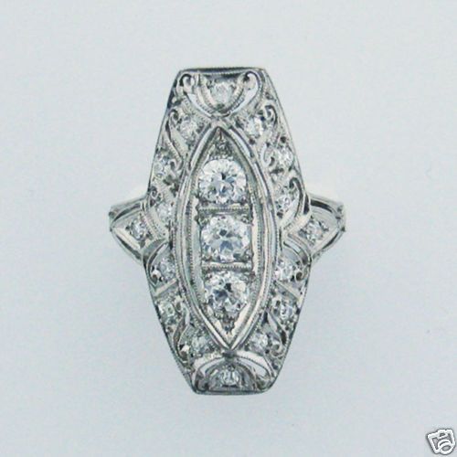 ANTIQUE ART DECO 1920s FILIGREE PLATINUM DIAMOND RING  