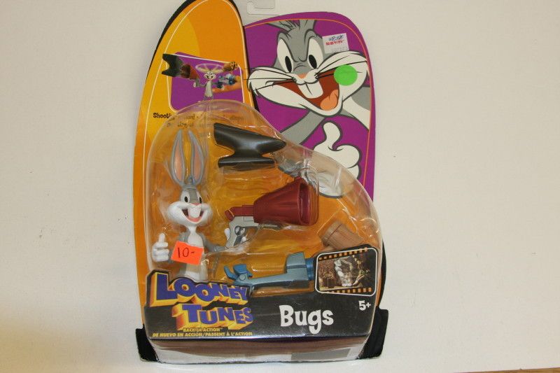 BUGS BUNNY LOONEY TUNES ACTION FIGURE  