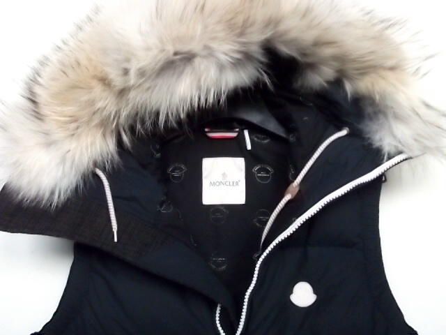   MONCLER x VISVIM BAYAN VEST BLACK 999 COYOTE FUR MENS M 50 EU 3 NEW OG