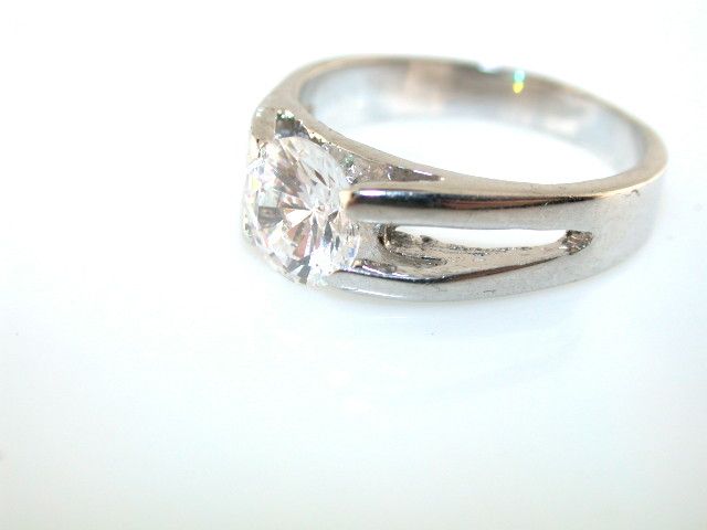 Vintage CZ STERLING SILVER RING  