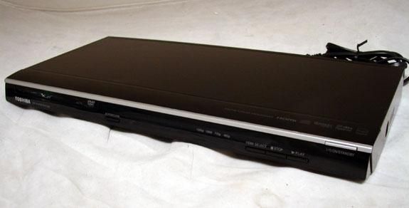 Toshiba SDK1000 1080p Upscaling DVD Player Nice  