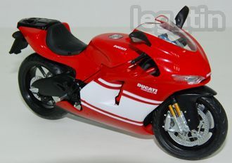 12 DUCATI Superbike Desmosedici RR Diecast Model Red x White Color