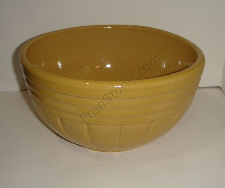 Co. Mixing Bowl Roseville, Ohio U.S.A.  