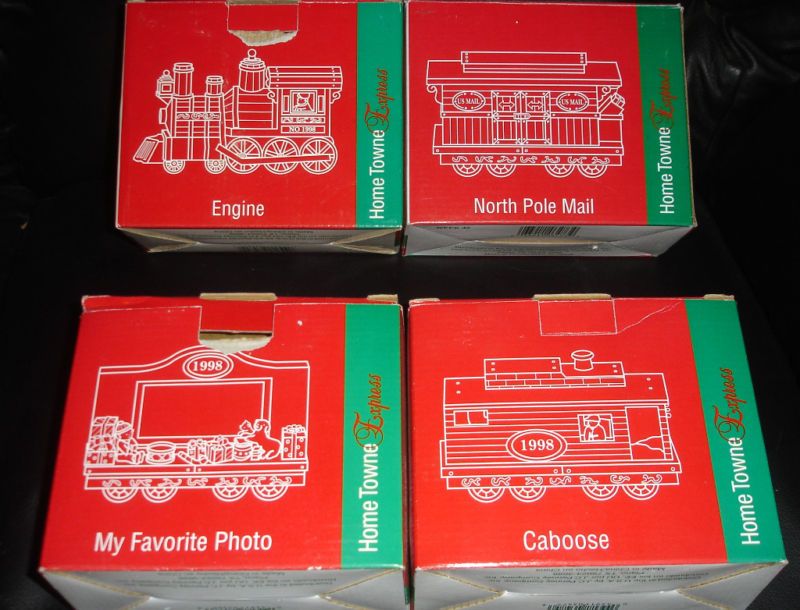 JC PENNEY CHRISTMAS TRAIN SET ENGINE CABOOSE PHOTO SET  