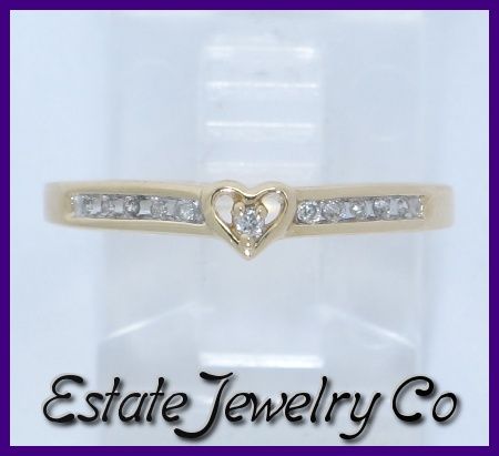 14k Yellow Gold Round Diamond Love Heart Ring .11ct  