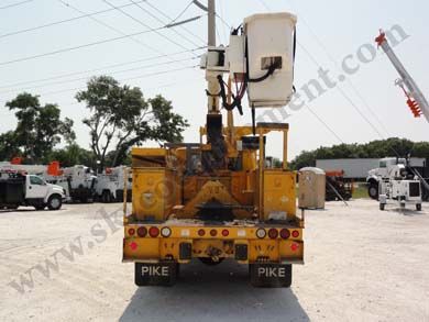 Bucket Truck Digger Derrick Forestry Crane Boom Cherry Picker Altec 