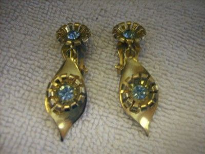 Vintage Blue Topaz Rhinestone Dangle Clip Earrings  