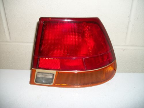 SATURN S SERIES RH TAIL LIGHT 97 98 99  