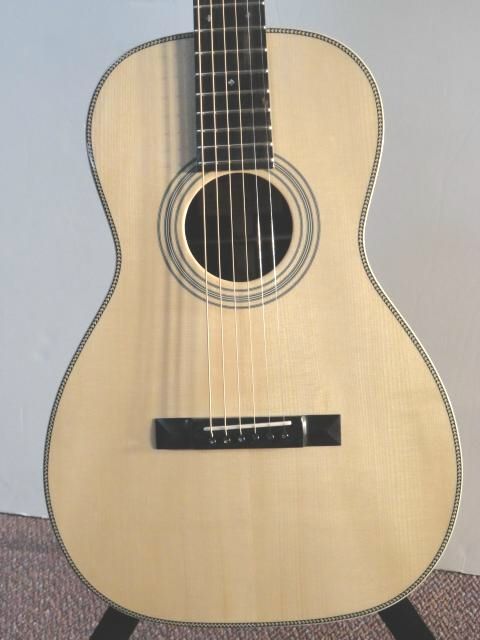 Eastman E20P   Traditional Series Parlor (SN 10930)  